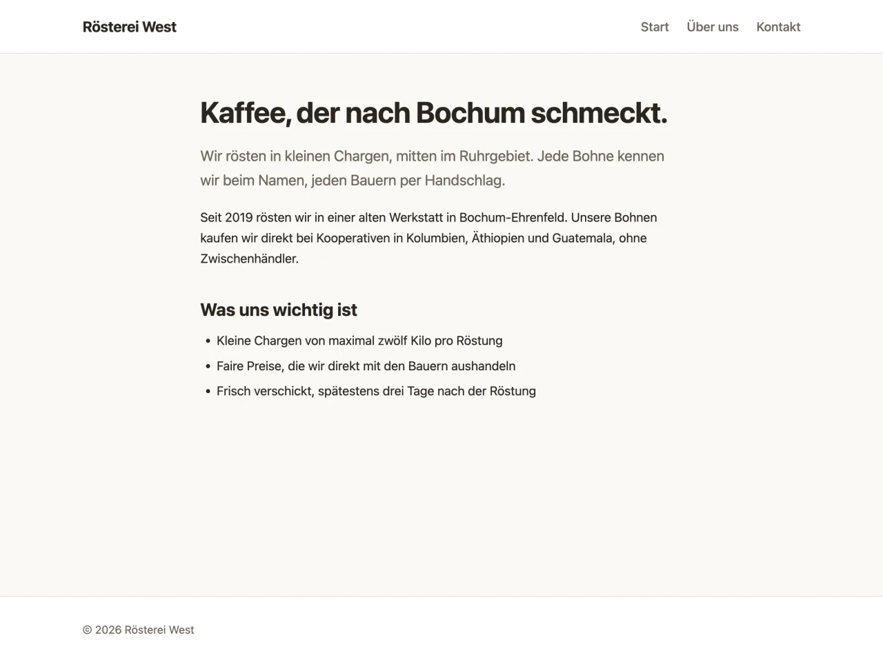Browserfenster mit der Startseite der Rösterei West, im Header rechts die Navigation mit Start, Über uns und Kontakt