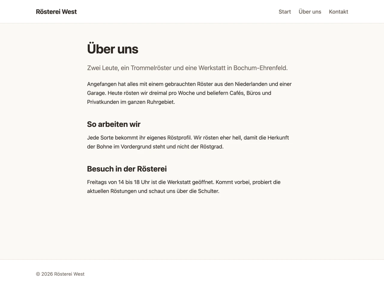 Browserfenster mit der Unterseite Über uns, im Header rechts dieselbe Navigation mit Start, Über uns und Kontakt